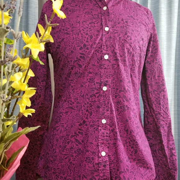 🌻🌺🌻OLD NAVY FLORAL PRINT BUTTON DOWN SHIRT!! - Picture 3 of 5